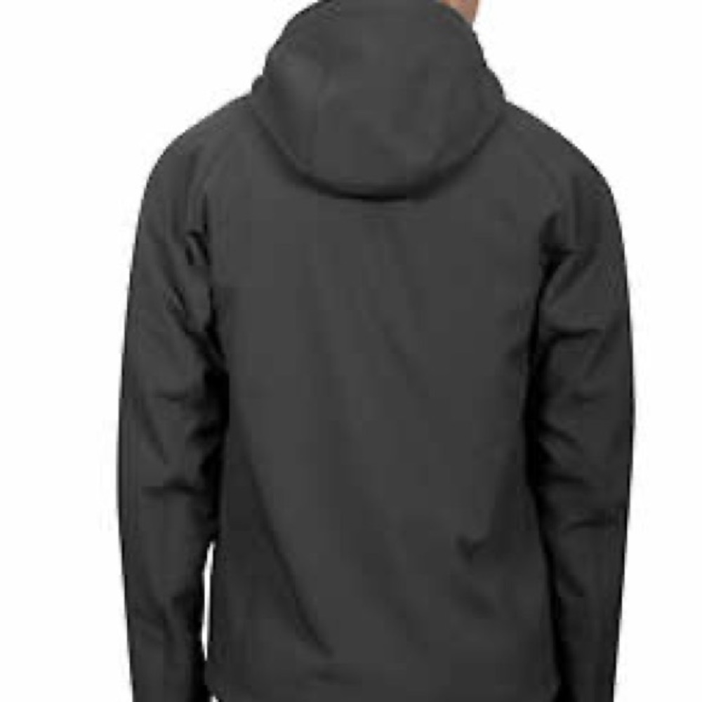 Kirkland Signature Men's Fleece Lined Softshell Jacket